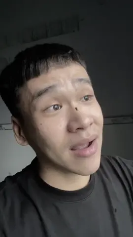 Có những người cố gắng cả đời rồi họ cũng không được gì sự may mắn cũng quan trọng lắm chứ . Nhưng thôi có cố gắng tốt rồi . Đời cho phận nào sống phận đó 
