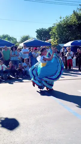 YO HE NACIDO MEXICANA #dancing #folkloricodancer #folklorico #neiyaarts #folkloremexicano 