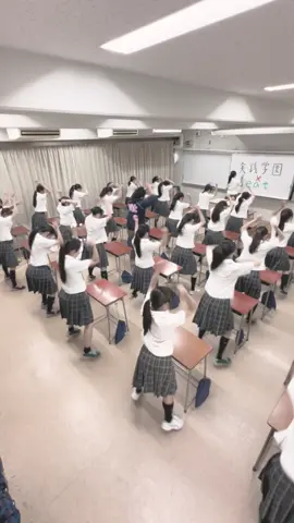 @ぶる🦄🌈に返信 もう少し増やしてみました🫡#愛媛の背中男 with@実践学園高等女子ダンス部 #恋風 @幾田 りら 