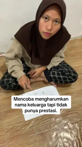 Yang penting yakin😂 #mengharumkannamakeluarga #kontenhiburan #kontenlucu #foryoupage #fyp 