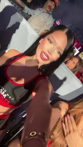 tiktok always knows the perfect sound😌