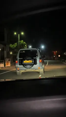 කින්ඩි දාලා ඇරලා යන තාත්තා 🌝😂❤️ #onemillionauidition #downsouth🇱🇰 #520d #montero #tharunnavodya 