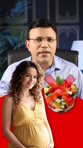 Pregnancy me sab kuch safe nahi hota 🤰❌ Raw papaya, pineapple, raw fish, zyada caffeine aur street food avoid karein. Doctor ki advice hi best protection hai. ❤️