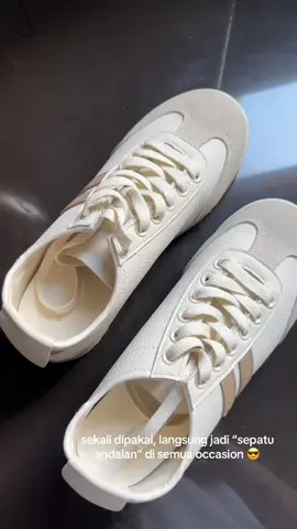 mau ke kantor bisa, nongkrong bisa, bahkan jalan santai pun tetap kece 😎 #sneakers #promoseruweekend 
