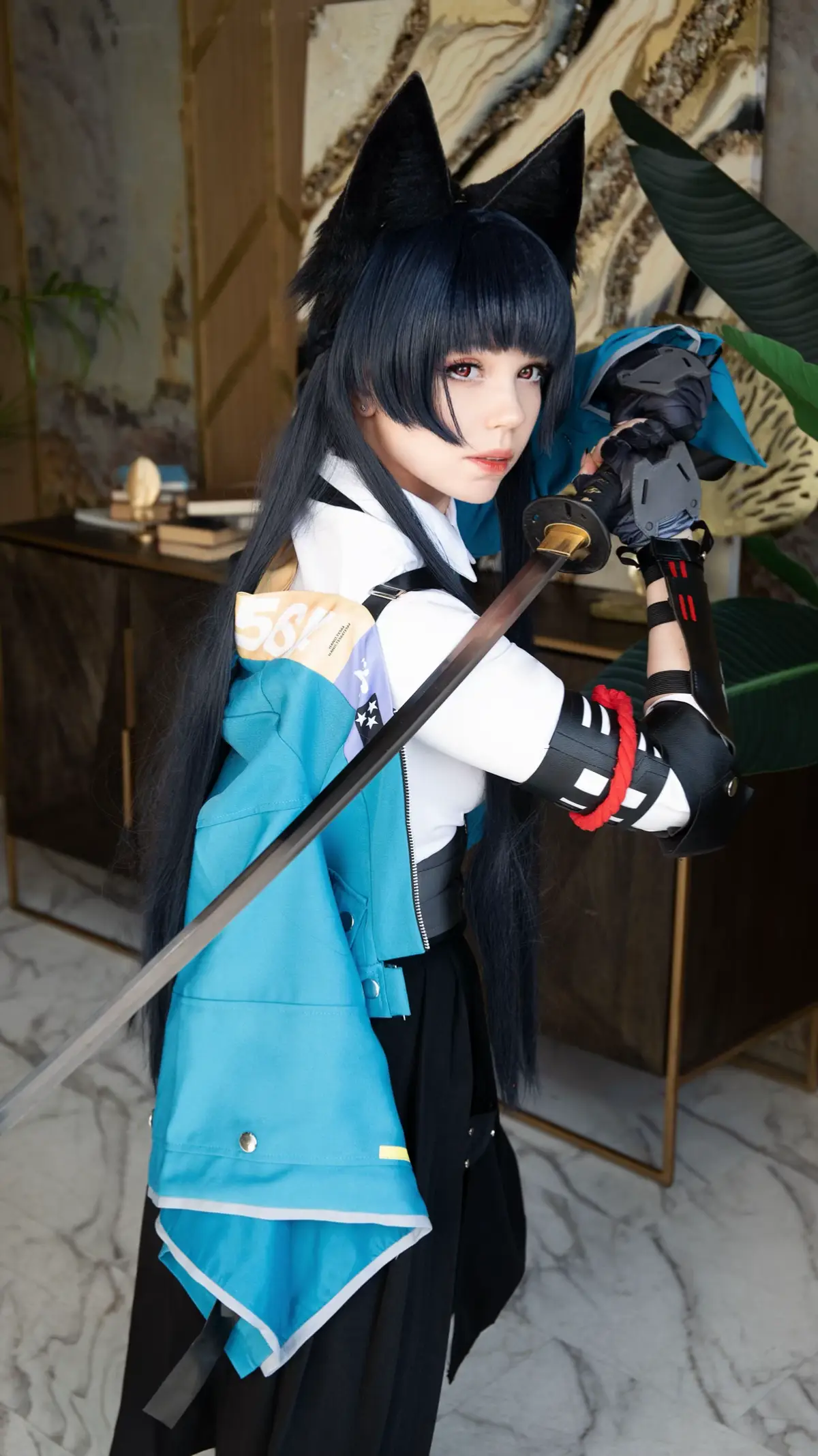 Лиса жена у меня тоже имеется. Повезло братику 🦊 #cosplay #zzz #miyabi #hoshimimiyabi #zenlesszonezero 