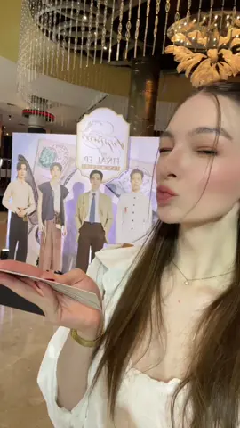 I still can’t believe I flew all the way to Bangkok only for 24h just for the fanmeet for the last episode of Memoir of Rati 😂🤭 #aouboom #greatinn #memoirofrati #thaibl #bltiktok 