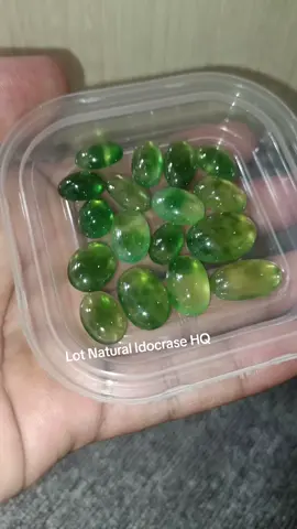 Lot Natural Idocrase HQ  Kita iket perak Dulu HP/WA : +6282124185599 COD : TOKO AGUS SETIAWAN GEMS SHOP  LT.1 BLOK AKS 012 JAKARTA GEMS CENTER PASAR RAWABENING JATINEGARA JAKARTA TIMUR . . . #lumutsungaidareh #lumutaceh #solaraceh #biosolaraceh #batuaceh 