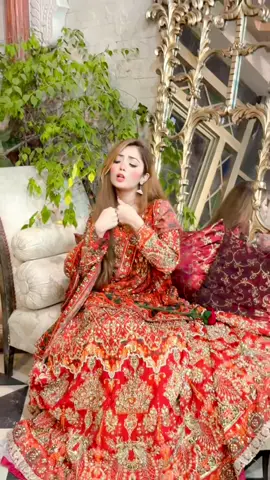Lehngaa wass too heavy buttt sooo pretty 🤩 ♥️🔥____