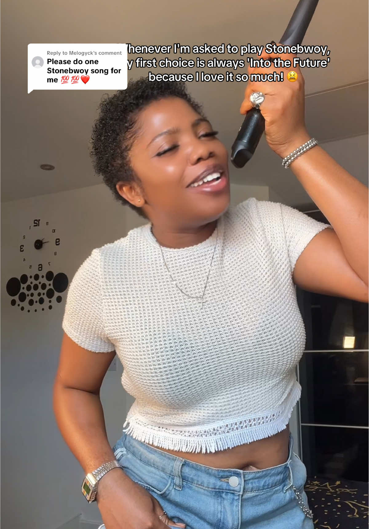 Replying to @Melogyck Stonebwoy request? You know what's coming next... 😉 'Into the Future' ALWAYS. 😫 #stonebwoy #intothefuture #afrobeats #tiktokghana🇬🇭🇬🇭🇬🇭 