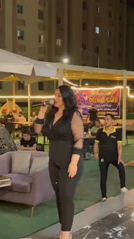 كافيه ديلوكس في حدائق اكتوبر 