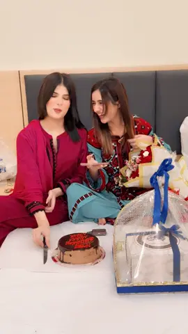 Phata howa speaker😂@🩵✨رنزا شاہ #mahrangbaluch 