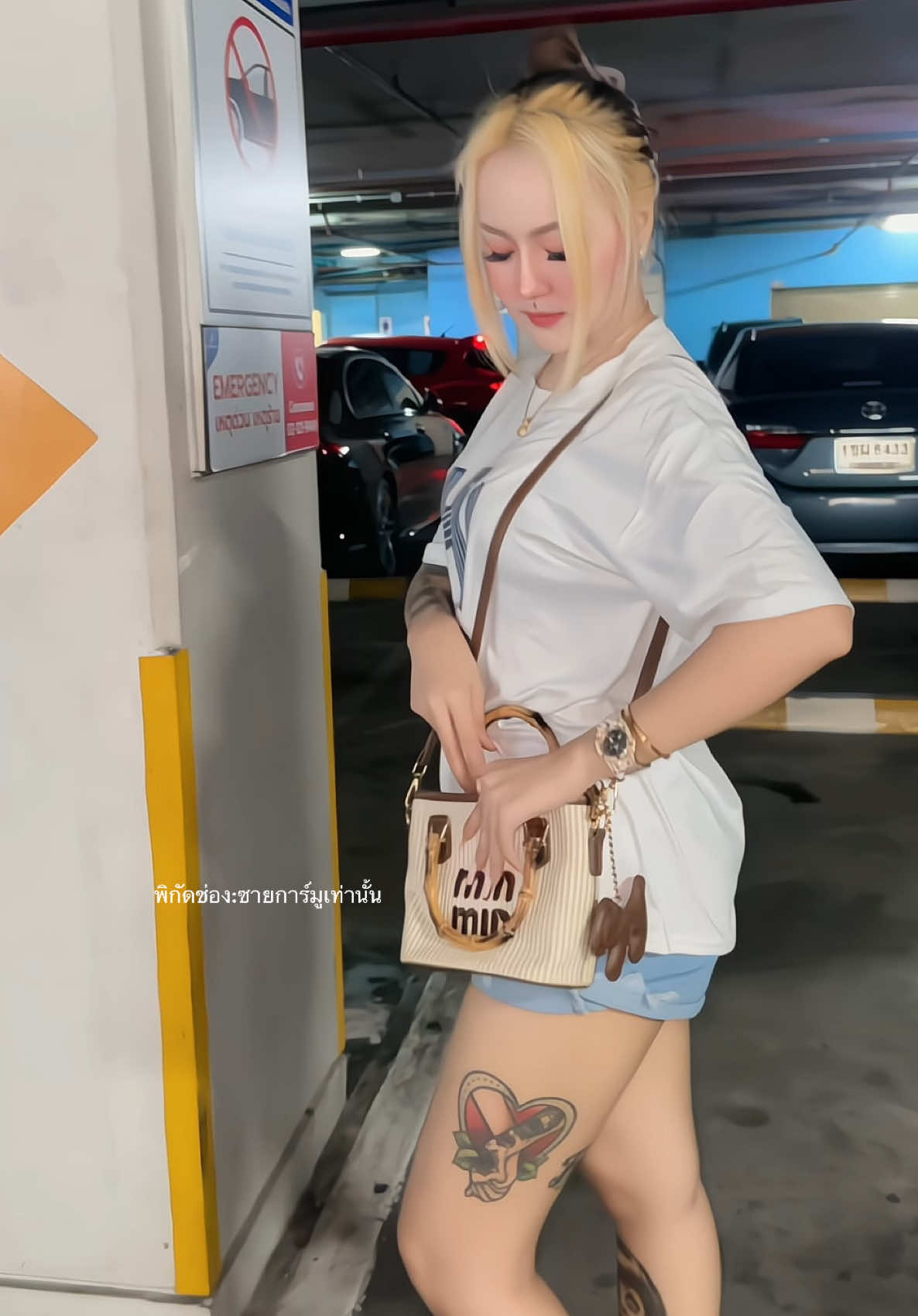 จริงๆเป็นคนเรียบร้อยมากนะ😆🤍 และนี่คือกระเป๋าที่เหมาะกับคนน่ารักแบบเรา✨ #ซายมารีวิว #OOTD #กระเป๋าสะพายข้าง 
