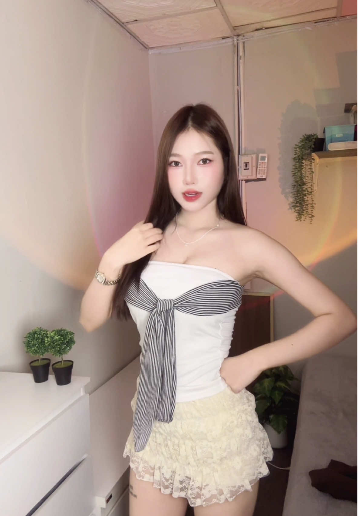 #เสื้อเกาะอก 