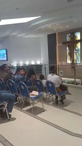 suasana di dalam gereja katolik paroki cikarang. @Paroki Ibu Teresa Cikarang 