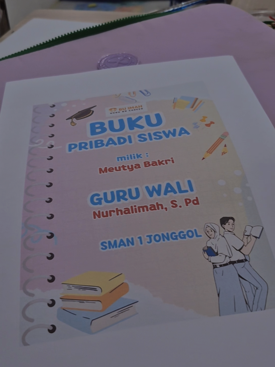 Buku Pribadi Siswa untuk Guru Wali, agar lebih mudah dalam monitoring anak waliannya. Templated lengkap sesuai dengan Permendikasmen Nomor 11 Tahun 2025. Filenya ada lynk di bio#fypシ゚ #fyp #guruwali #gurutiktok 