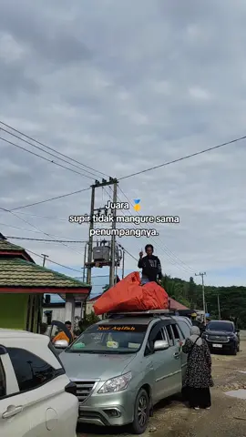 supir polos ji😇#fypviralシ #supirtravel  #lintaskalimantan #lintasberausamrinda #drivermuda 
