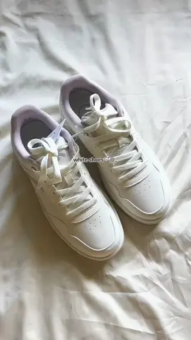 superr comfy😩💕 #whiteshoes #shoesforwomen #womenshoes #sneakerforwomen #whiteshoesrecommendation 