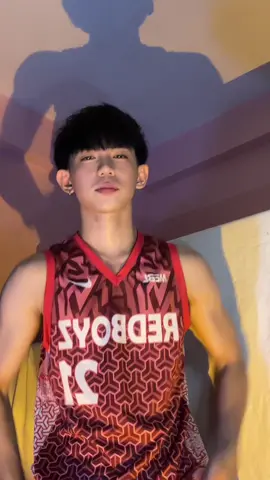 ganto pala mag flex ng tricep hehe
