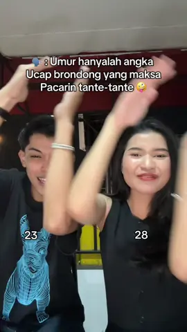 Tante jangan di cari nanti dateng sendiri 🤭 - @Larisa Putri 💖😘