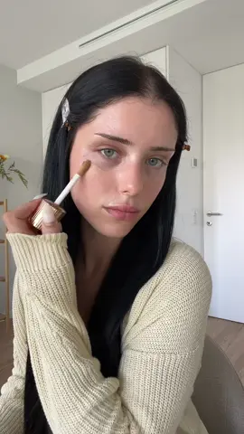 <3