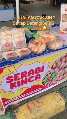 Sampai ketemu di wisbel edisi minggu depan lagi 🙏🏻 Yang mau pesan tiap hari kita PreOrder yaa H-1 pengantaran Via Ojol 😄 Kita juga menerima Bulk order dalam jumlah banyak 🫡 Boleh chat whatsapp kita ☎️ 082150788811 #kulinersamarinda #wisbelkaltim #jajanansamarinda #fyp #jajananviral 