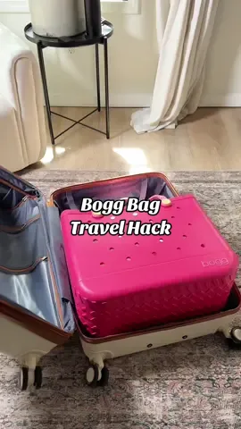 This is actually GENIUS 🤯✨ the XL Bogg Bag fits right into your suitcase—so you get the ultimate beach/pool tote without sacrificing ANY space in your luggage 🧳🌴👙 @BoggBags  #boggbag  #travelhacks  #tiktokshoprestock #spotlightfinds #tiktokshopcreatorpicks  