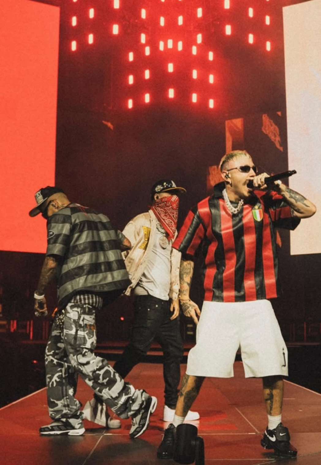 @shivaofficial @Lazza @Sfera Ebbasta @TONY BOY @RealEmisKilla @Geolier @Ghali @marra @Capo Plaza @ANNA @fedez @tonyeffebaby777  #perte #fyp #trends #musica 