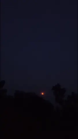 red moon 😰#foryou #greenscreen #outficowokberwarna 