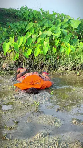 এটা আবার কোন ধরনের খেলা..!🤣 #bekarbilai #fannyreels #fannyvideos #comedy #reels 