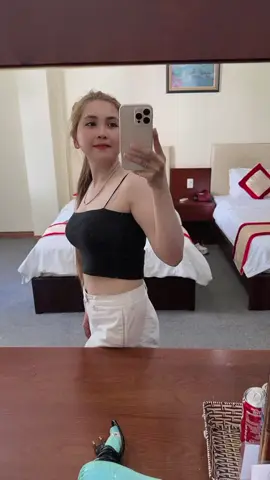 là em đó 🤪🤪🤪 #CapCut #xuhuong 