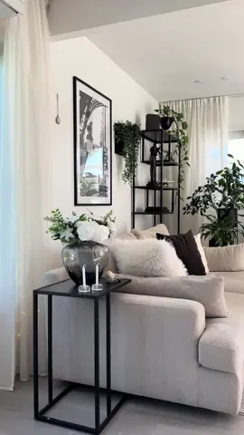 Happy Sunday🌸 #fyp #viral #Home #homeinspo #homedecor #interior #house #houseoftiktok #cozyathome #details #casa #interiorstyling #interiorinspo #interiordesign #livingroom #living 