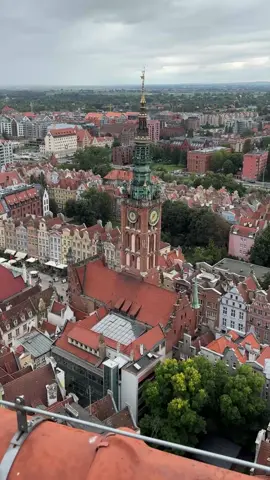 Gdansk, Poland 😍🏛️🇵🇱 The Polish city of Gdansk is one of those cities that instantly draws you in with its mix of history, waterfront charm, and striking architecture.❤️🙌🏽 From the colorful facades of the Long Market (Długi Targ) to the Gothic towers of St. Mary’s Basilica and the riverside walk along the Motława with its iconic Crane, every corner feels like a postcard from Poland.🇵🇱📸 You can step into the shipyard district to feel the city’s industrial past, or stroll across the Green Gate into streets full of cafés, shops, and lively crowds. For this video, I added a my usual edit, this time a Gdańsk metro sound edit. Since the city doesn’t actually have a metro system, I used bus announcements instead, as the tram recordings were not as clear.🙈 The result captures that local vibe in a fun way while showing some of the best Gdańsk sights.😍 Whether you are planning your Poland trip, looking for a Gdańsk guide, or simply curious about what to do in Gdańsk, this city has layers worth exploring, with its mix of landmarks, maritime spirit, and streets that blend the past with the present.😍🏛️ #gdansk #gdanskpoland #poland🇵🇱 #gdańsk #polska🇵🇱 