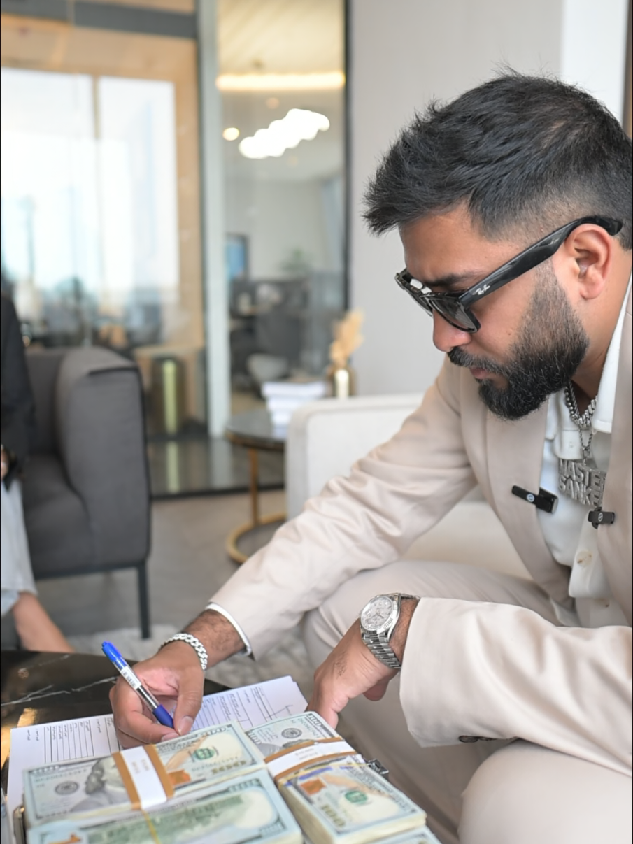 Follow to see more Behind the scenes of buying apartments in Dubai #Dubai #realestate #rich