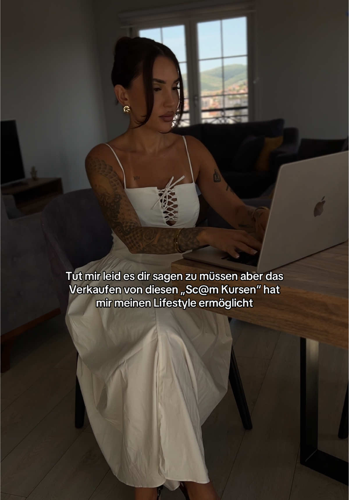 Sc@m Kurs oder doch der Weg in die Freiheit? Kommentiere „Info“ wenn du wissen willst wie du dir endlich dein eigenes digitales Business aufbauen kannst?  #digitalmarketing #digitalmarketingtips #wifimoney #onlinebusiness #digitalesmarketing 