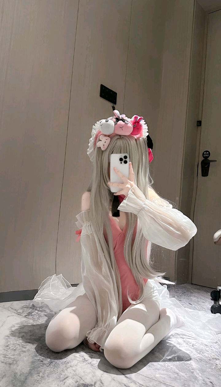 Biết em không còn thương nhưng anh vấn vương...| Quên tên nhạc òi =(( #Cos #anime #tungshiina  #girlxinh #CapCut 