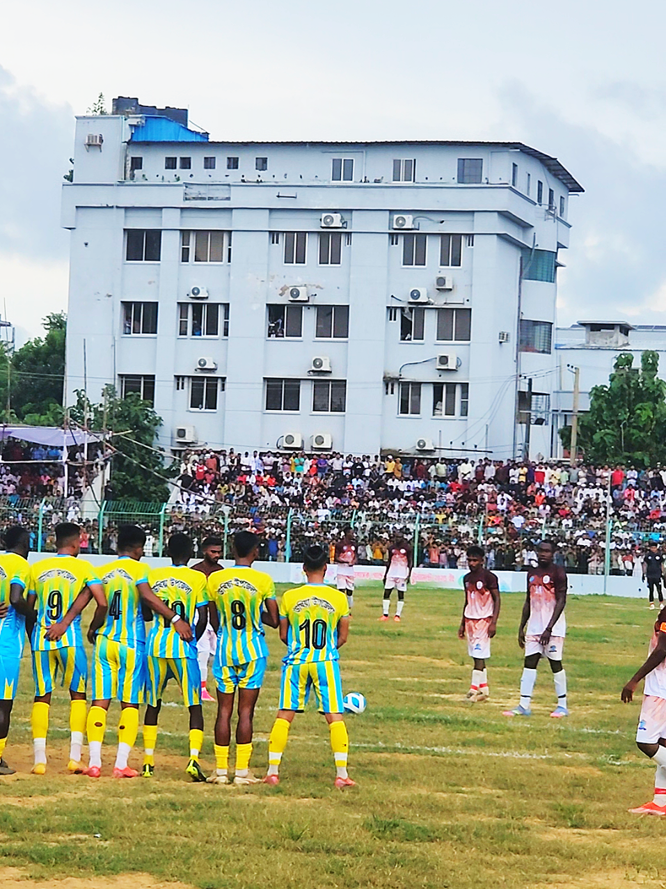 টেকনাফের এজিগোল থেকে রক্ষা করলেন উখিয়ার বাজপাখি, তারপরে ও জয়ের নায়ক হতে পারেন নি,,, কে এই গোলকিপার.???? 