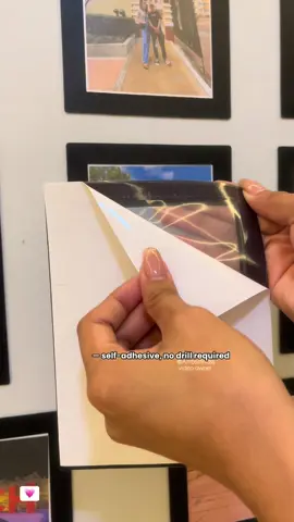 Replying to @BLeSsed ShoP😇 sulit na sulit ✨ #magneticwallframe #magneticdisplayframe #selfadhesiveframe #pictureframe #wallframe 