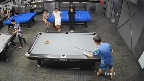 mâm đền 4 nhà mà phá như thế này vỡ mâm😆#xuhuongtiktok #billiards 