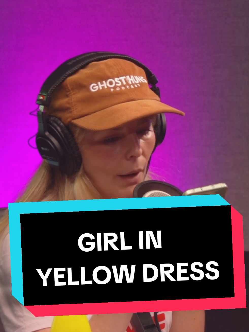 have you seen the girl in the yellow dress 😱🤐 #ghosthuns #podcastclips #scarytiktoks #spooky #ghoststories 