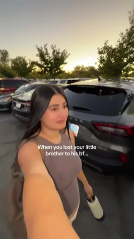 I love to third wheel with them 🤪 #thirdwheel #Siblings #littlebrother #oldersister #couple #gay #Pride #boyfriend #LoveIsLove #girlythings 