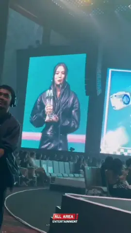 Congratulations bonnie and thank you p'emi, you are really supportive girlfriend🥹😍 #emithasorn #emiamily #beonnnie #bonniepattraphus #emibonnie 