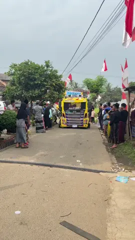 Pawai mulud baros