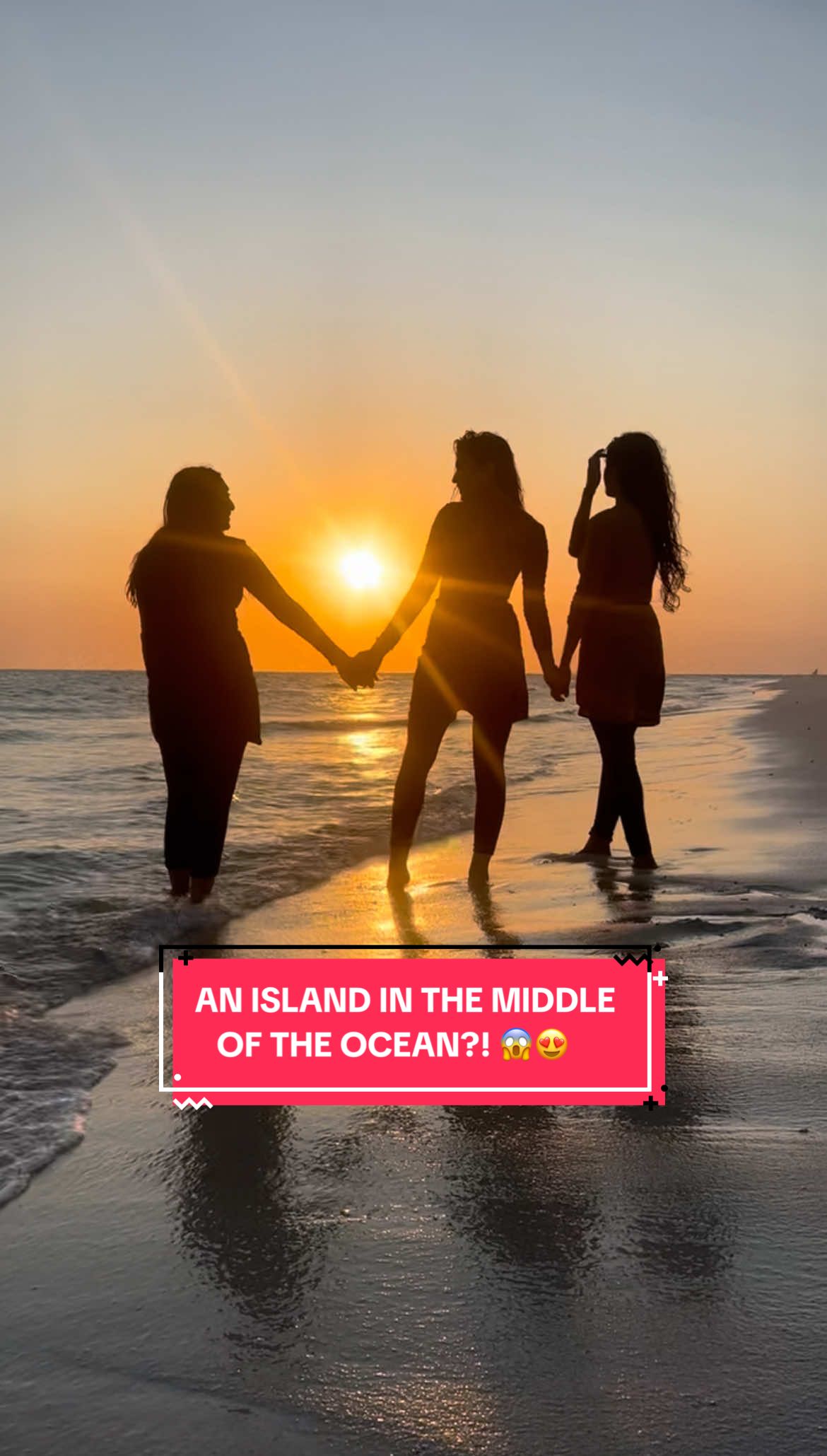 It’s not everyday where you find an island in the middle of the ocean?! 😍👀🏝️ @jameelow_  #Zanzibar #Nakupenda #ExploreZanzi #zanzibaractivites #zanzibarthingstodo 