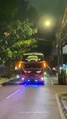 Ganteng bukan maen 🤩 @casper 050 @mang arip casper @official manut bos rini @Mzpproject28_ #cctvjaksel #busmaniacommunity #msmasyrof #msmcasper050 #fyp 