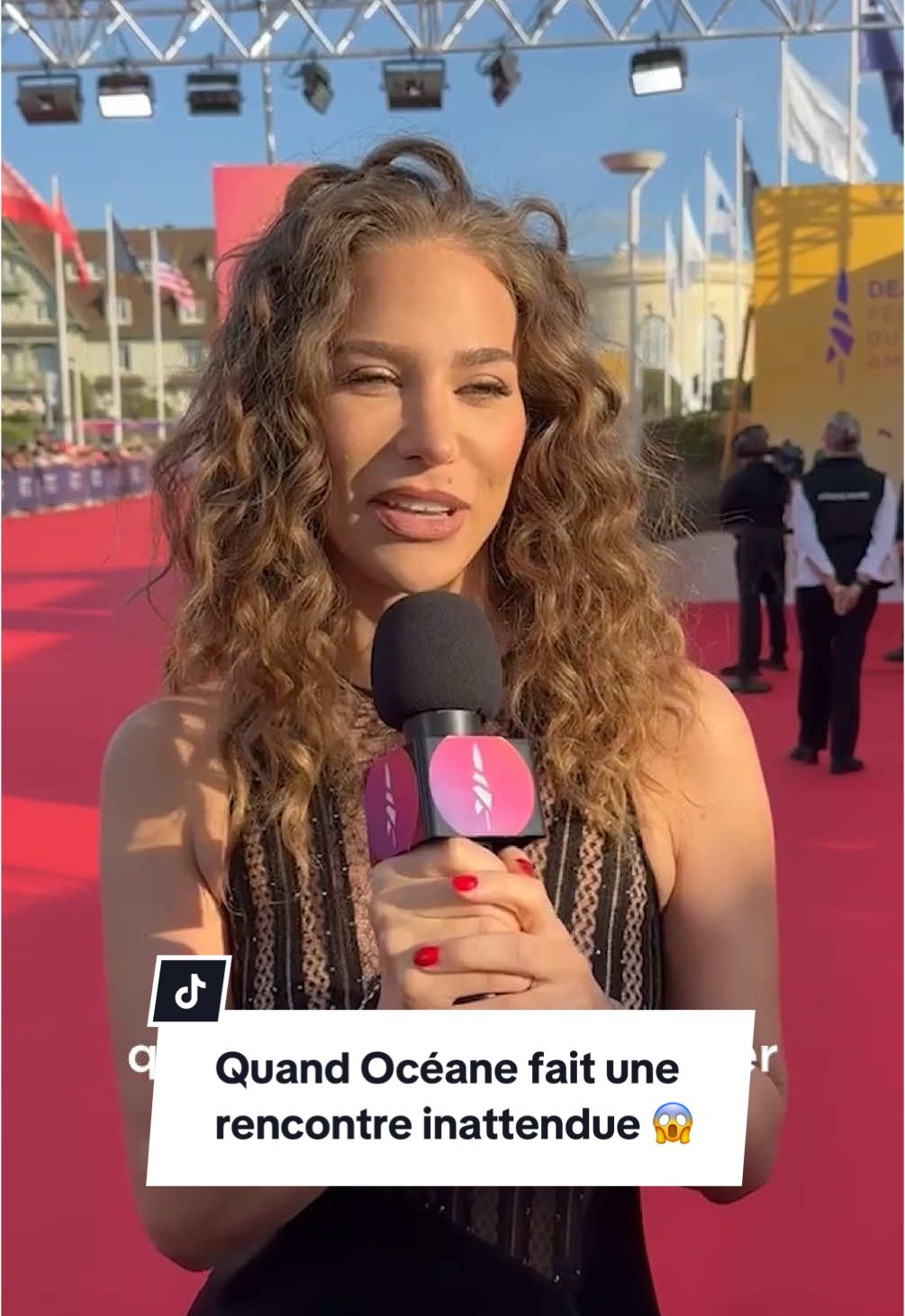 True story: quand @Océane croise Pamela Anderson 🥹