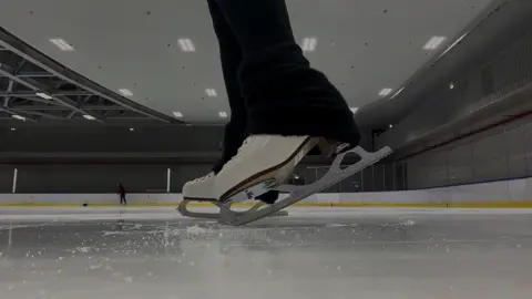 Love the sounds. #figureskating #fyp #viral #icerink #CapCut 