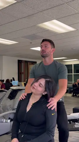 She was floating after this appt #chiropractor #fyp #adjustment 