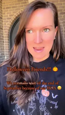 Halloween Lights!!! Let’s go 🎃🖤👻 #halloweenlights #halloween #halloweenfriends @blakebeckmann1 