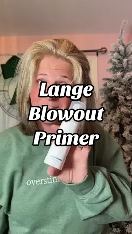 I cannot believe this blowout came from my bathroom and NOT a salon 😱🙌 The NEW @langehair blowout Primer is officially my new favorite.  It gave me volume, shine, bounce, softness, and my hair smells Phenomenal. This is next level… my hair has never looked or felt this good!! 💖✨ #LANGEHair #BlowoutPrimer #hairhack #HairCareGoals #ShinyHair