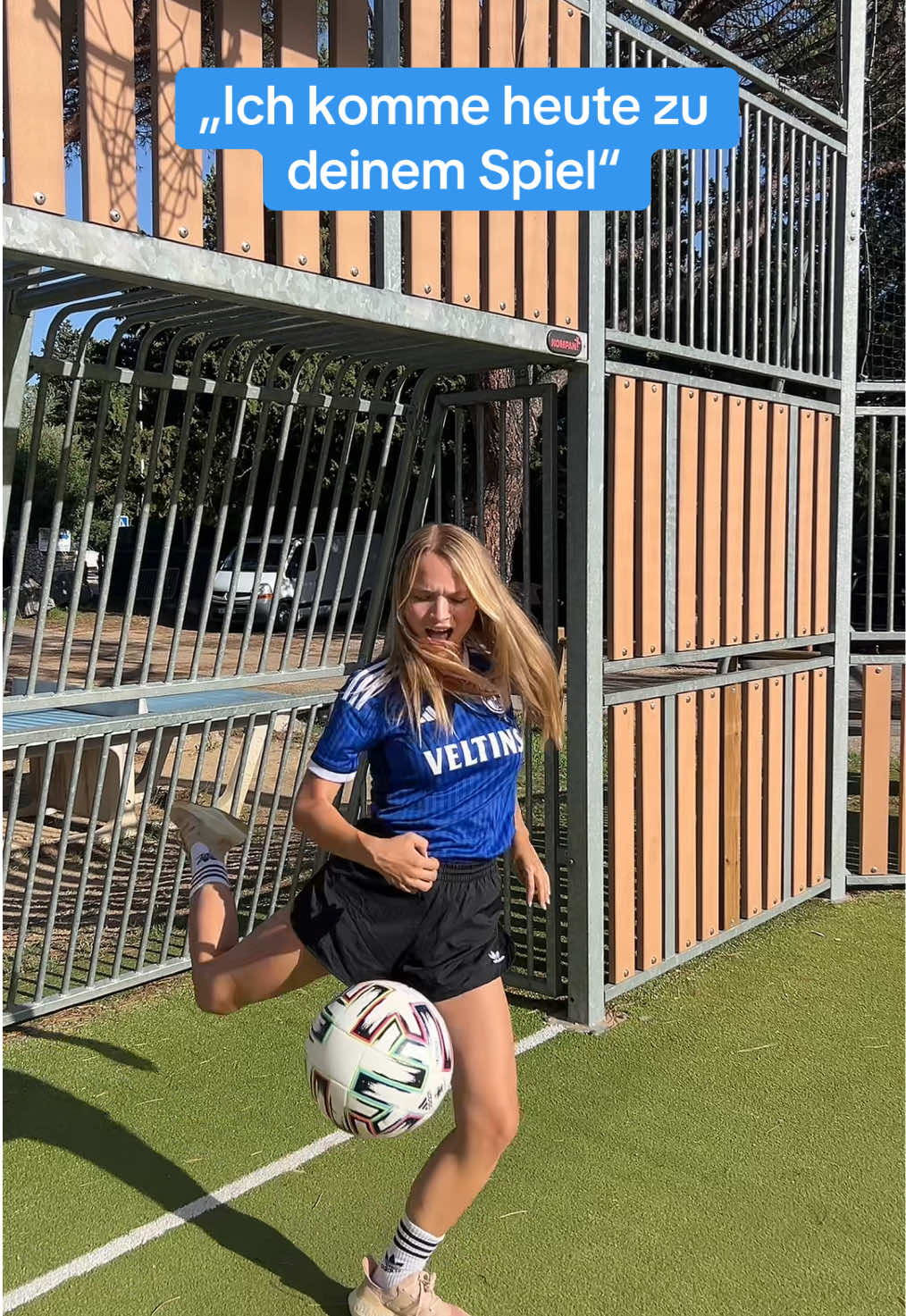 „Normal spiele ich besser“😭⚽️ #fussball #frauen #fail #schalke cr: hab es irgendwo auf TikTok gesehen, aber finde es nicht mehr🥲
